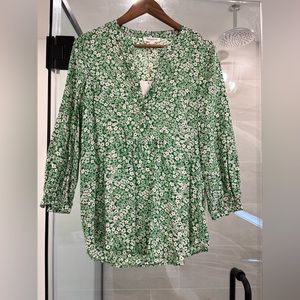 New with tags green floral top